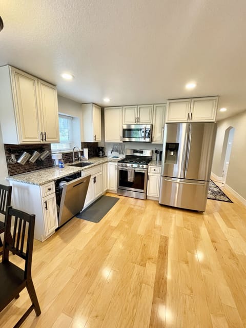 Fully stocked kitchen for your convenience 