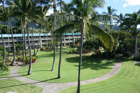 The grounds at Wavecrest