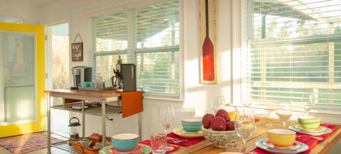 Casa la Cala - A Rare Find Vacation Home Located at a Charming Safety Harbor Neighborhood
