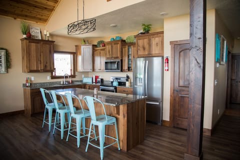 Large kitchen fully stocked 