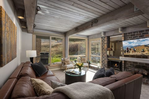 Ski-in/ Ski-out Living Room