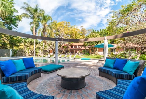 Sala de alberca / Living Room Pool