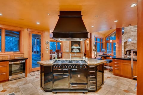 Kitchen Island Range