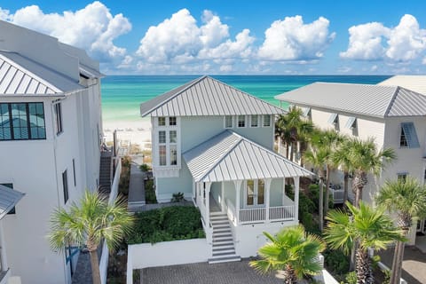 Eau Naturale Exterior