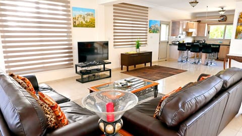 "Rarely enjoyed a holiday so much and largely due to this wondeful villa"