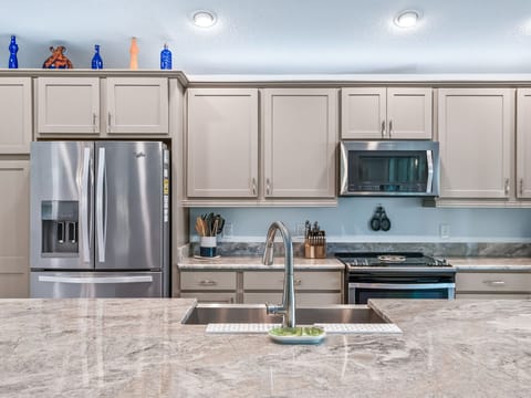 8-_OpulentREMedia-19