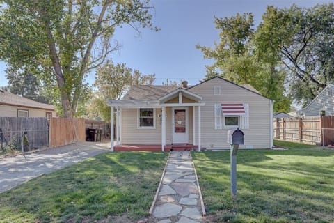 Classic Bungalow Style with Front Deck