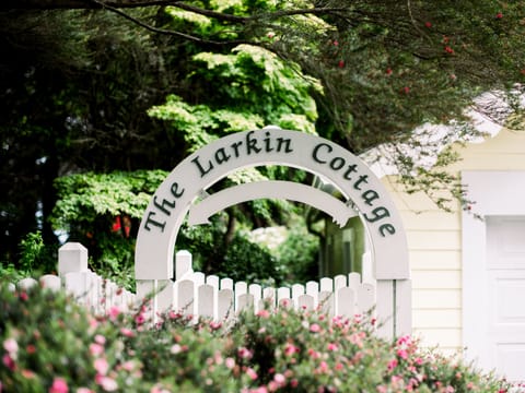 The Larkin Cottage is on the left.