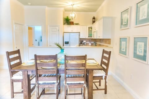 Designer Kitchen (with stainless steel appliances and espresso maker!)