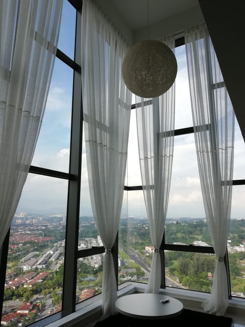 Wide View..Facing Swimming pool and Kajang City
