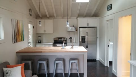 Modern kitchen with everything you need 