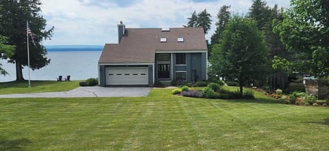 Welcome to the Jewel of the Isle - the gem of the Lake Champlain Islands