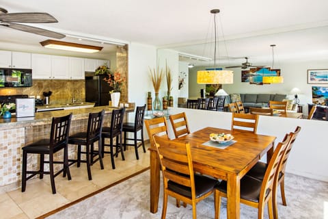 Additional counter-top seating