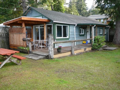 cabin with covered deck
