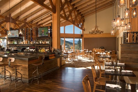 This gorgeous restaurant features large windows with stunning views.