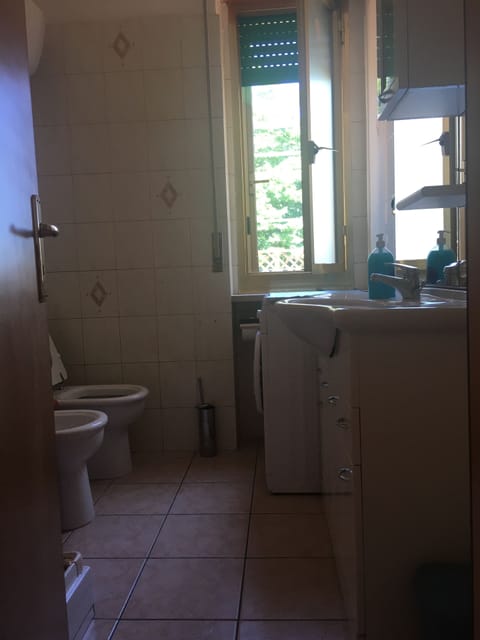 Bathroom2 (with shower)