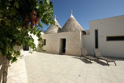 Villa Natalino - a charming trullo in the heart of Valle d'Itria.