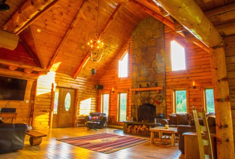 Cabin Great Room perfect for large group gatherings.
