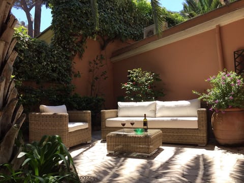 Private outdoor patio