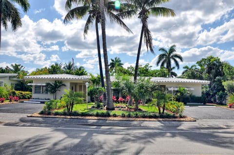 Front View of Villa Michelle - Your Home Away From Home / Walk to Beach