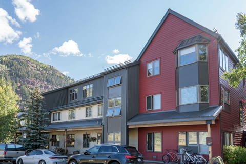Looking at Building 5 from Mahoney Street (Valley Floor)