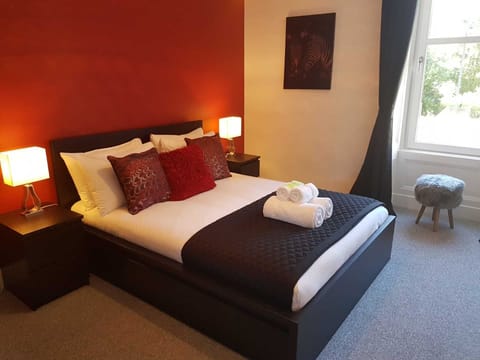 Exquisite Beautiful King Size Room