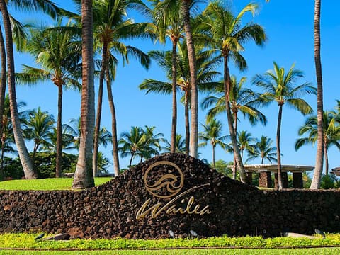 Wailea - ... white sand beaches, golf, tennis, shopping, fine dining!