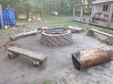 The Firepit with Grill top