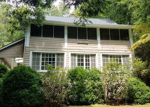 Inglenook Cottage.   circa 1907