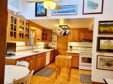 Newly renovated kitchen. Fully equipped with everything you need for meals.