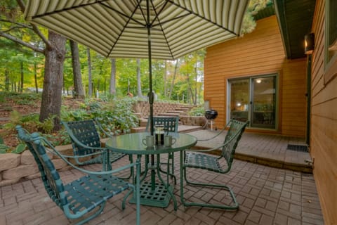 "The pontoon was used every day for fishing and strolls around the lake. The little things such as providing booklets of local information were very interesting and useful. We truly loved our stay and can't wait for another weekend getaway next summer"