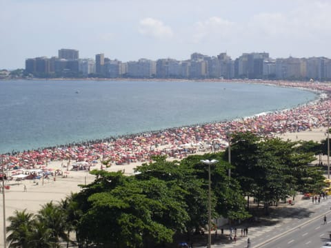 100% view of Copacabana Beach from our condominium.