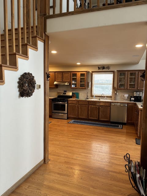 Entry way into family room and kitchen.
