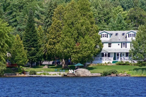 Chateaugay Vacation Rental | 11BR | 7BA | 6,500 Sq Ft