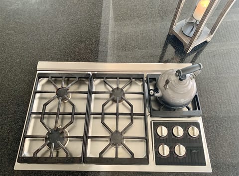 Wolf gas cooktop chefs dream