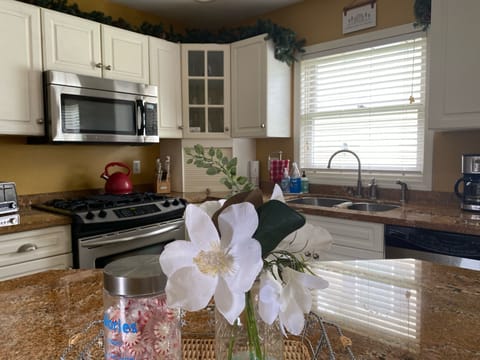 nice size equipped kitchen