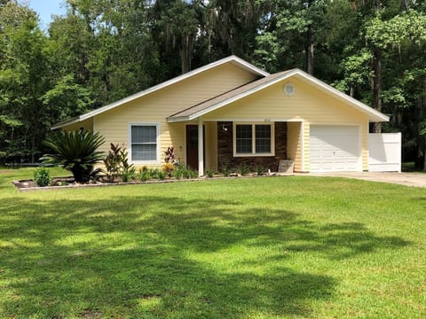 Front of house Casa Terrace
