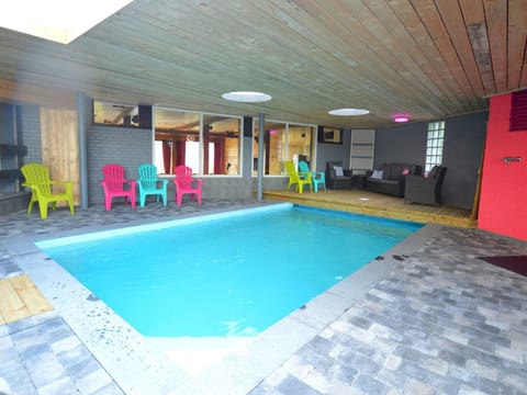 Holiday Home Swimming Pool