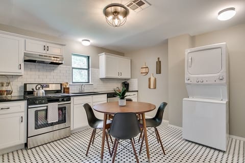 Gas stove. Oven. Microwave. Dishwasher. Refrigerator. Toaster. Coffee Bar. 