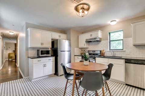 Gas stove. Oven. Microwave. Dishwasher. Refrigerator. Toaster. Coffee Bar. 