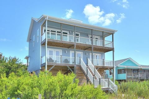 Ocean Side of House
GW 5.22.23
