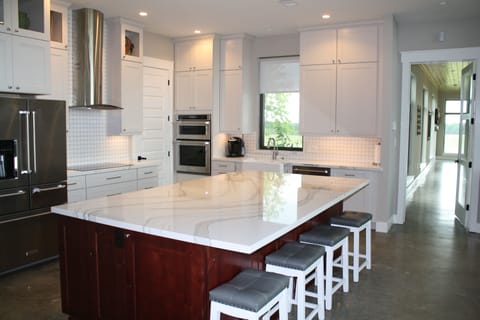 Xtra refrigerator in pantry,induction cook top,convection micro/oven,warming drw