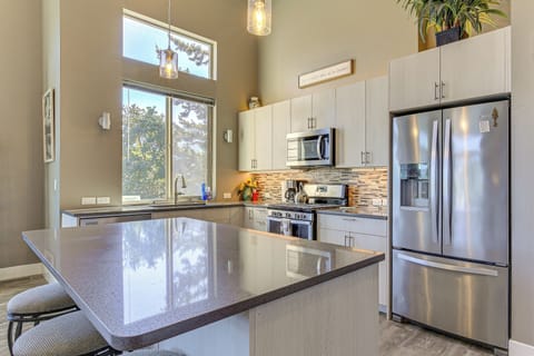 Kitchen | Dishwasher