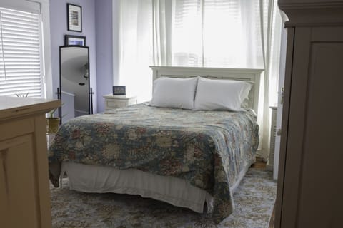 Master bedroom with en-suite bath to the right