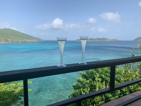 Cheers to your perfect vacation!