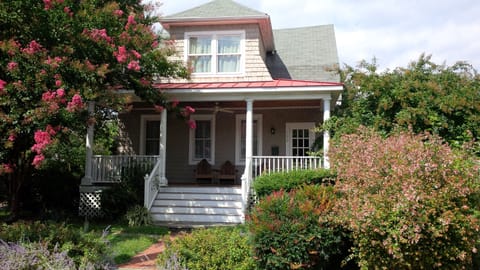 Charming Home in Annapolis, MD !