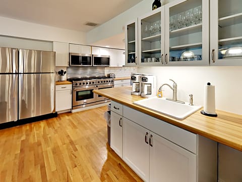 Kitchen - 2 Refrigerators, 2 Ranges, 2 Ovens, 2 Micros, 2 Dishwashers, 2 Sinks