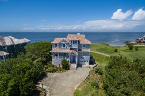 SA06: Tramonti l Front Exterior