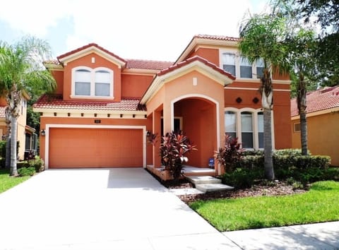 Front view of our Luxury 4 bed Villa, complete with swaying Palm Trees!!