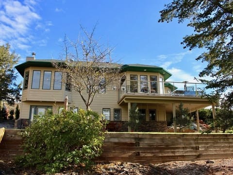 Property during Fall, Gorgeous mountain & lake views all year long